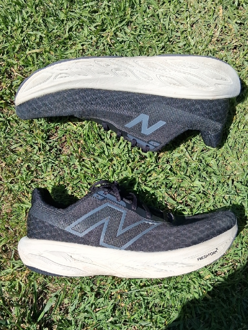 New Balance Fresh Foam 1080 Men's Black and White Cushioned Running Sneakers - Picture 6 of 13